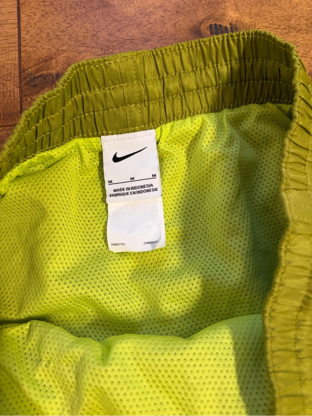 Nike solid icon